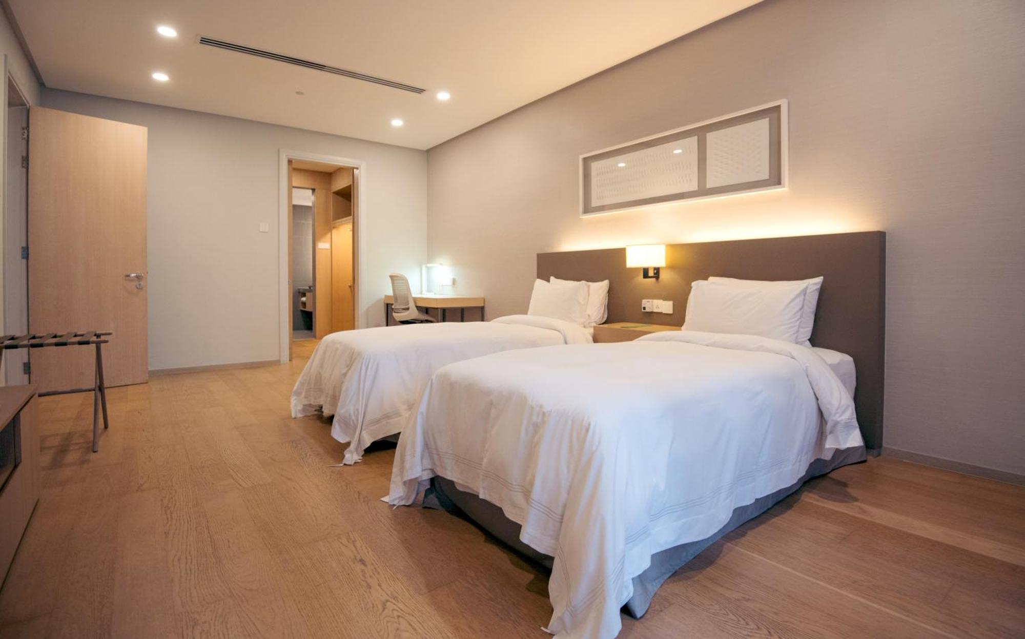Hotel Sfera Centre 5*